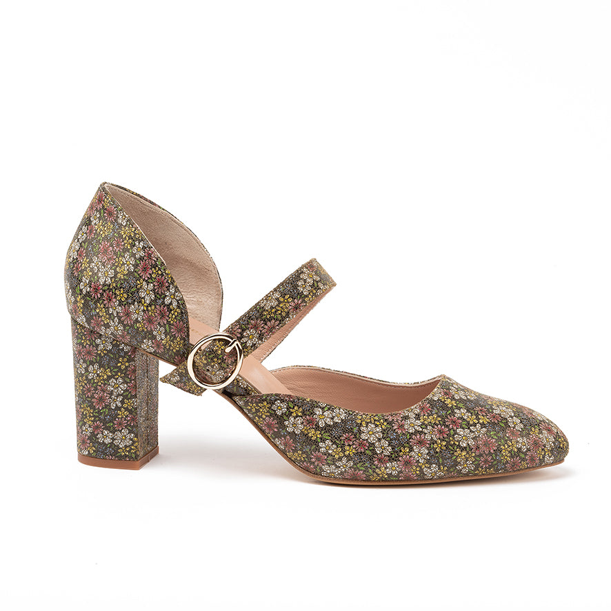 41 - Carmen Fleuri - 7cms large